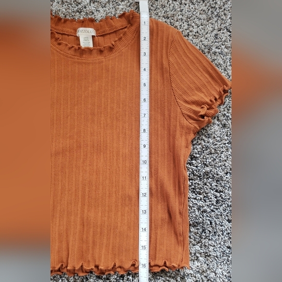 Bozzolo | Ribbed Crop Top with Ruffled Hem - Picture 4 of 5